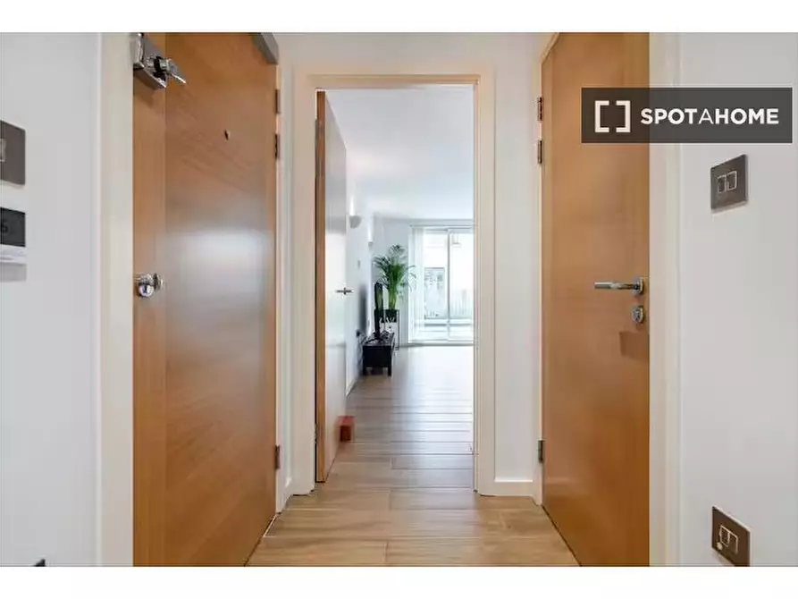 Immagine 11 di Appartamento in affitto  in -274 W Green Rd a Tottenham