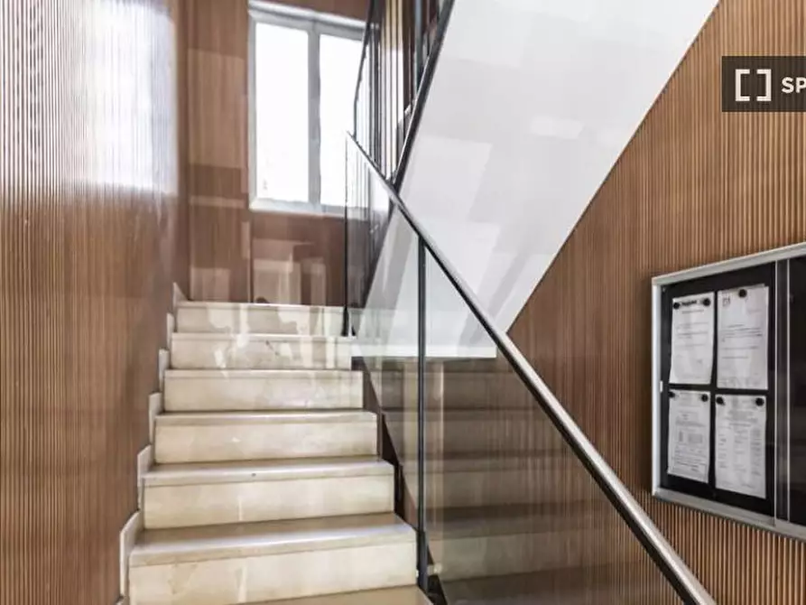 Immagine 16 di Camera condivisa in affitto  in VIA PISANELLO a Milano