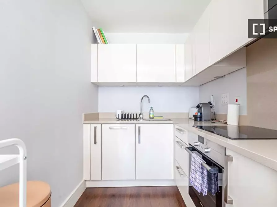 Immagine 9 di Appartamento in affitto  in Queensland Road a Islington
