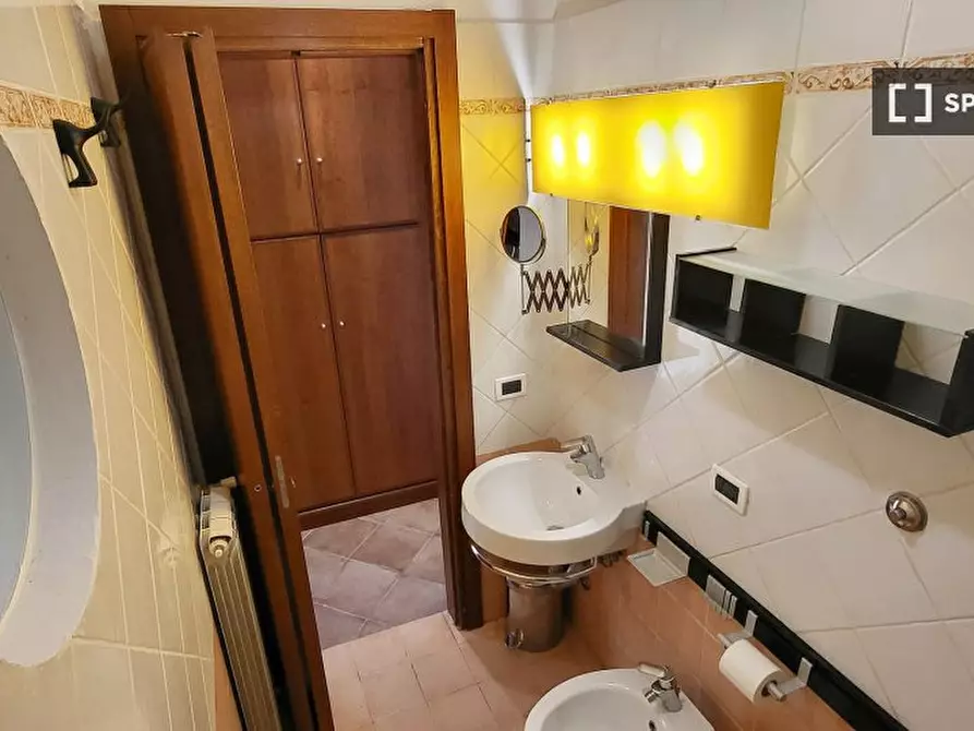 Immagine 11 di Appartamento in affitto  in Via Ettore Giovenale a Roma