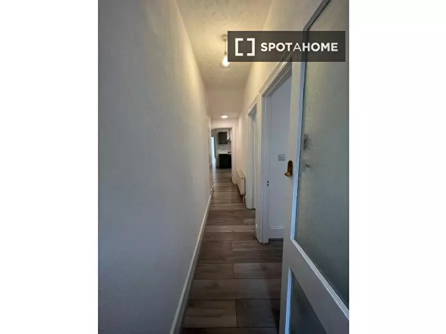Immagine 15 di Camera condivisa in affitto  in Silverthorne Road a Lambeth