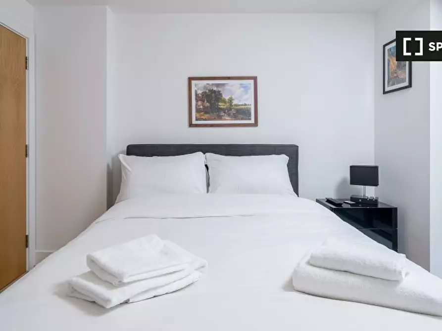 Immagine 15 di Appartamento in affitto  in Knightley Walk a Wandsworth