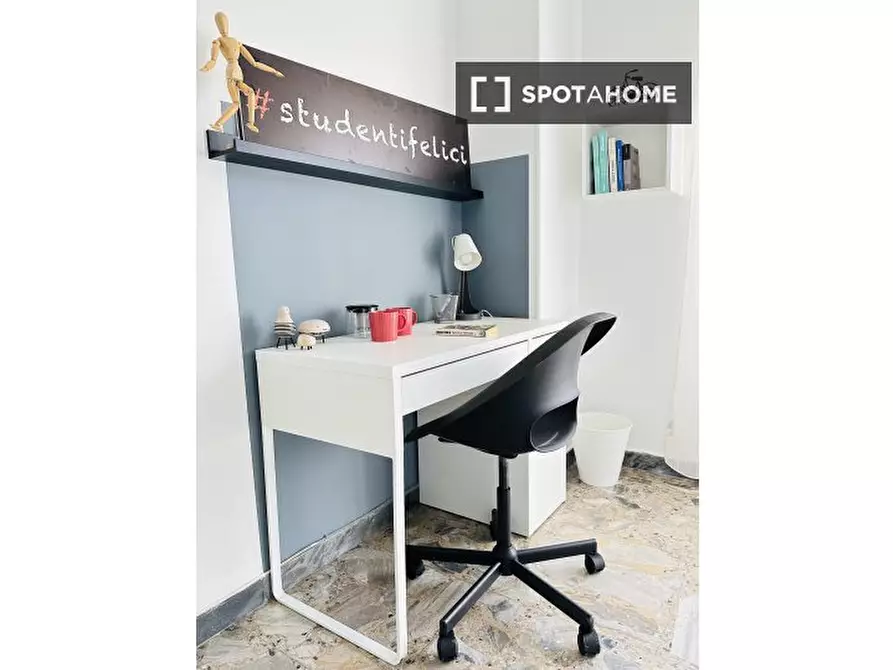 Immagine 6 di Camera condivisa in affitto  in Via Tripoli n. a Torino