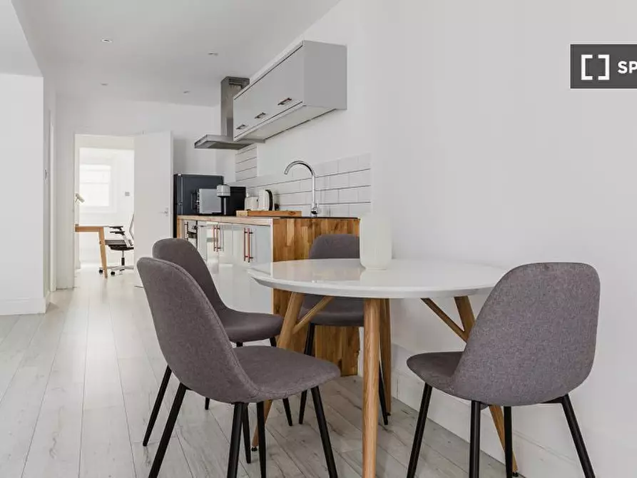 Immagine 5 di Appartamento in affitto  in A Vereker Rd a Hammersmith