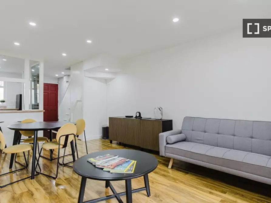Immagine 8 di Appartamento in affitto  in Alberta St a Camberwell