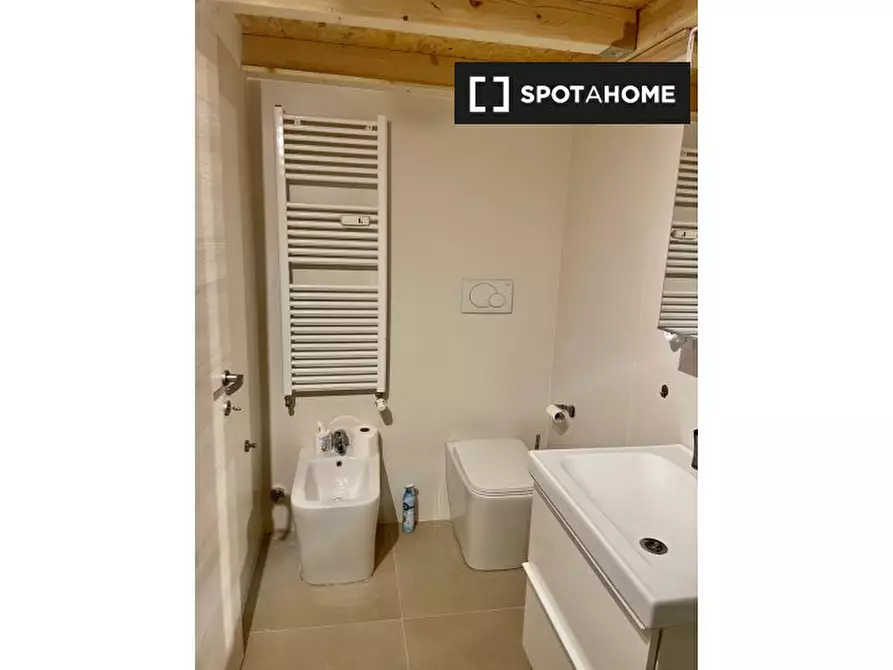 Immagine 7 di Ufficio in affitto  in Viale Col di Lana a Milano