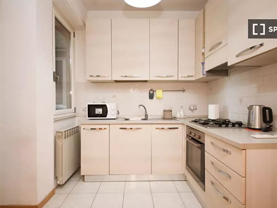 Immagine 4 di Appartamento in affitto  in Via Eugenio Torelli Viollier a Roma