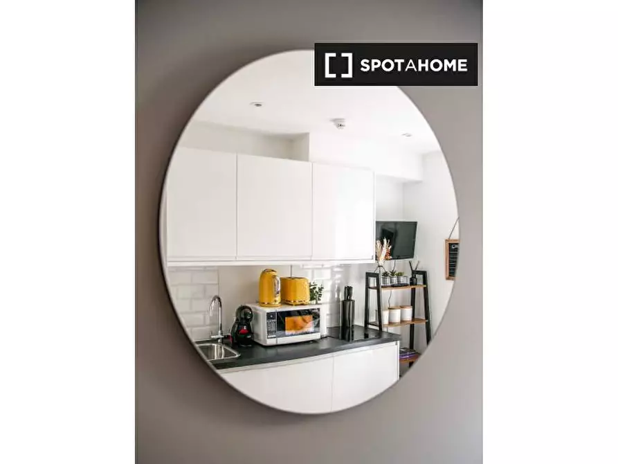 Immagine 9 di Ufficio in affitto  in Flat 32-34 Swinton StLondon WC1X 9NX a Camden Town