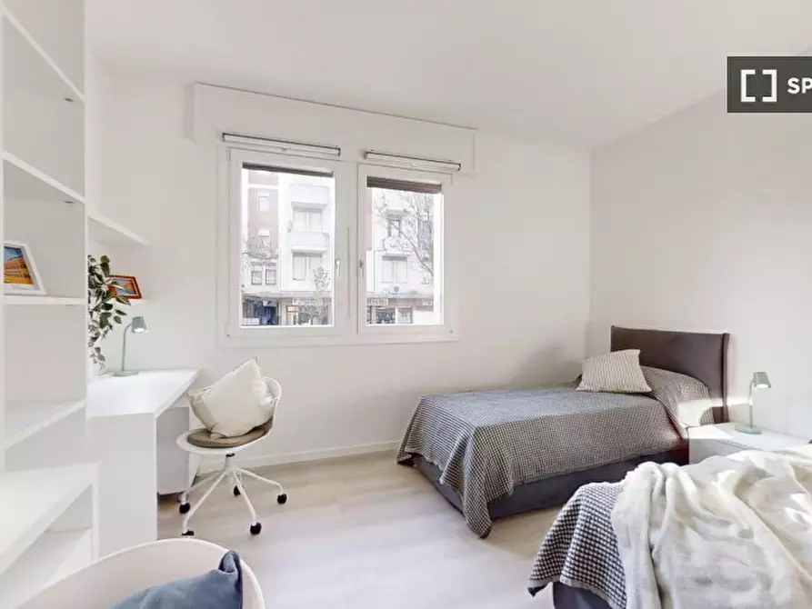 Immagine 2 di Camera condivisa in affitto  in VIA facciolati a Padova