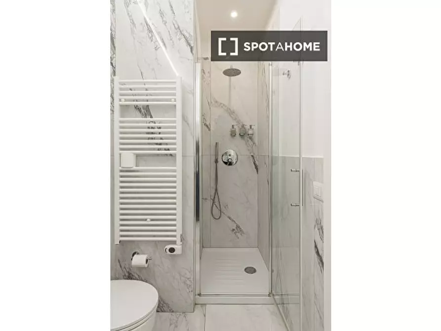 Immagine 6 di Appartamento in affitto  in Via Ippolito Nievo a Roma