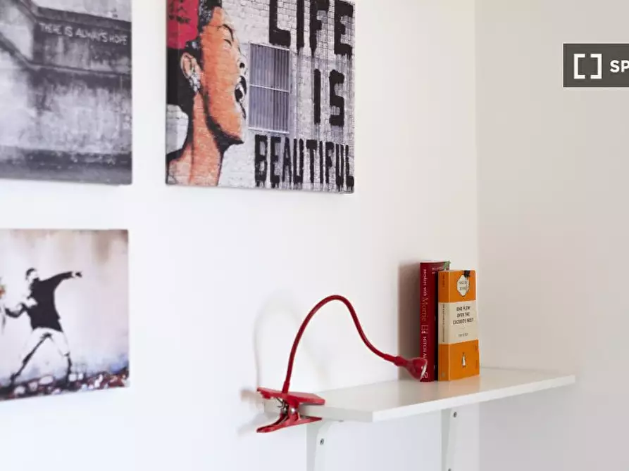 Immagine 5 di Camera condivisa in affitto  in Via Vettabbia a Milano