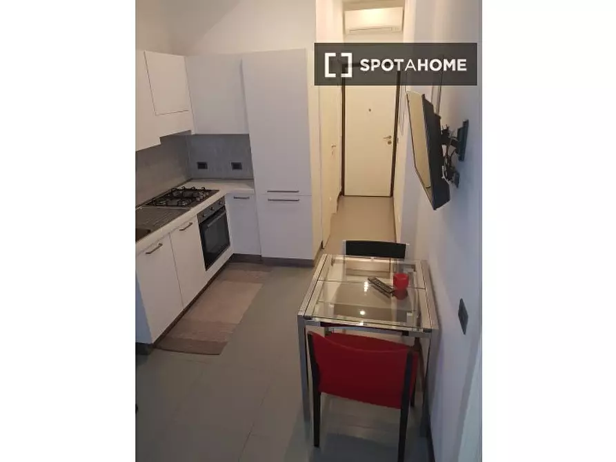 Immagine 13 di Appartamento in affitto  in Viale Bligny a Milano