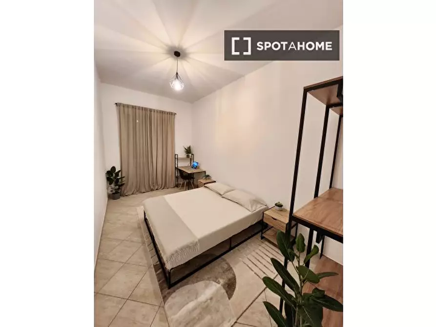 Immagine 9 di Camera condivisa in affitto  in Via Baucina a Roma