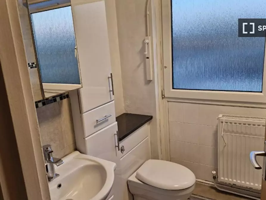 Immagine 8 di Camera condivisa in affitto  in Rayners Rd a Wandsworth