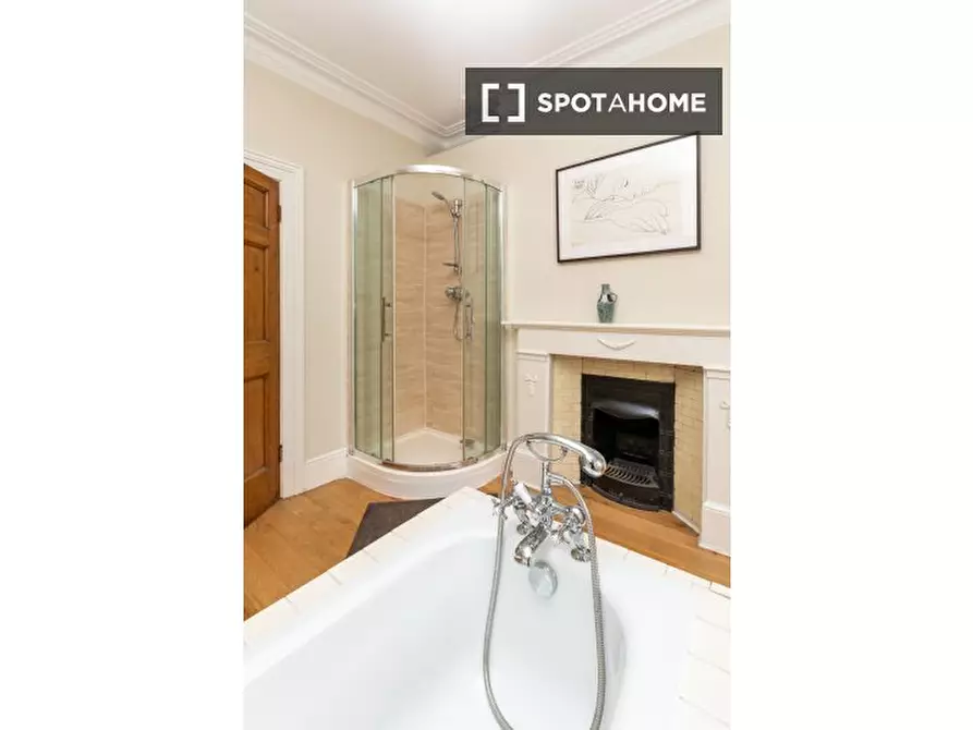 Immagine 19 di Appartamento in affitto  in Pelham St a Kensington