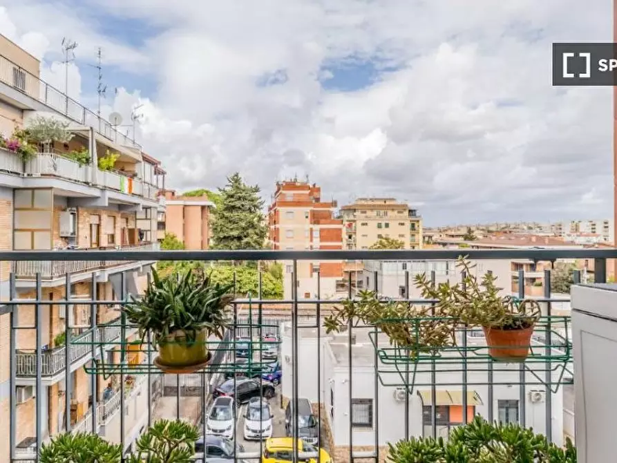 Immagine 5 di Appartamento in affitto  in Via dell'Airone a Roma