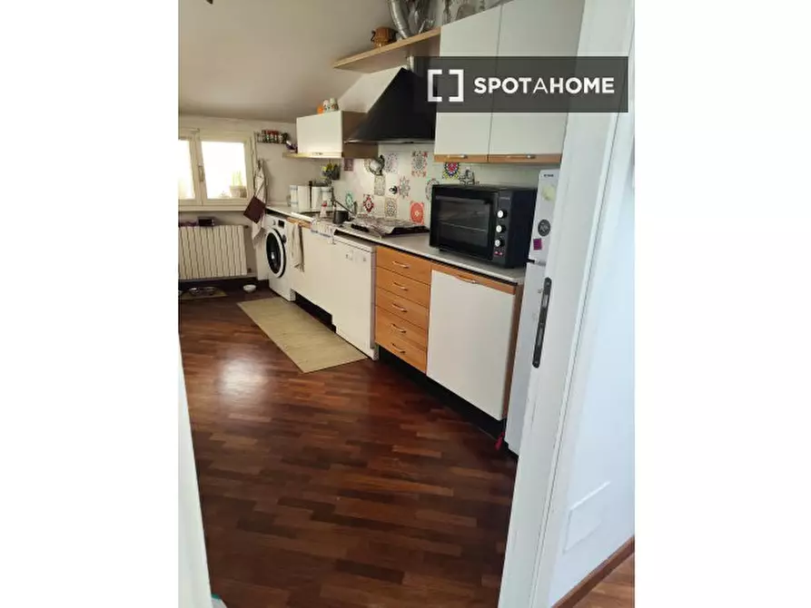 Immagine 7 di Camera condivisa in affitto  in Via San Mamolo a Bologna