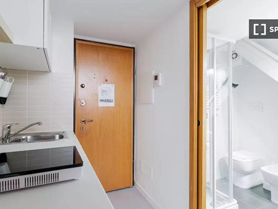 Immagine 11 di Ufficio in affitto  in Corso Magenta a Milano