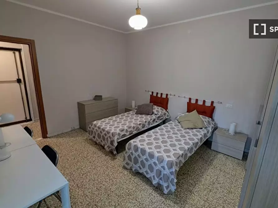 Immagine 18 di Camera condivisa in affitto  in Via Monte Generoso a Milano