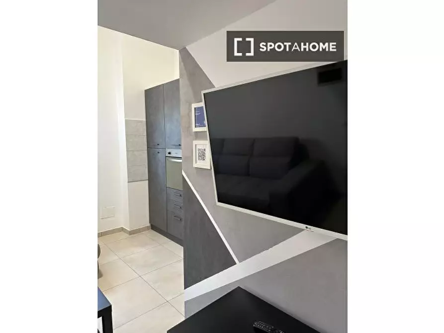 Immagine 14 di Appartamento in affitto  in Via Antonio Oroboni a Milano