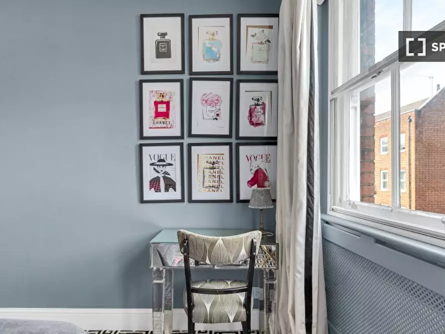Immagine 4 di Appartamento in affitto  in Royal Hospital Rd, Chelsea, London a Kensington