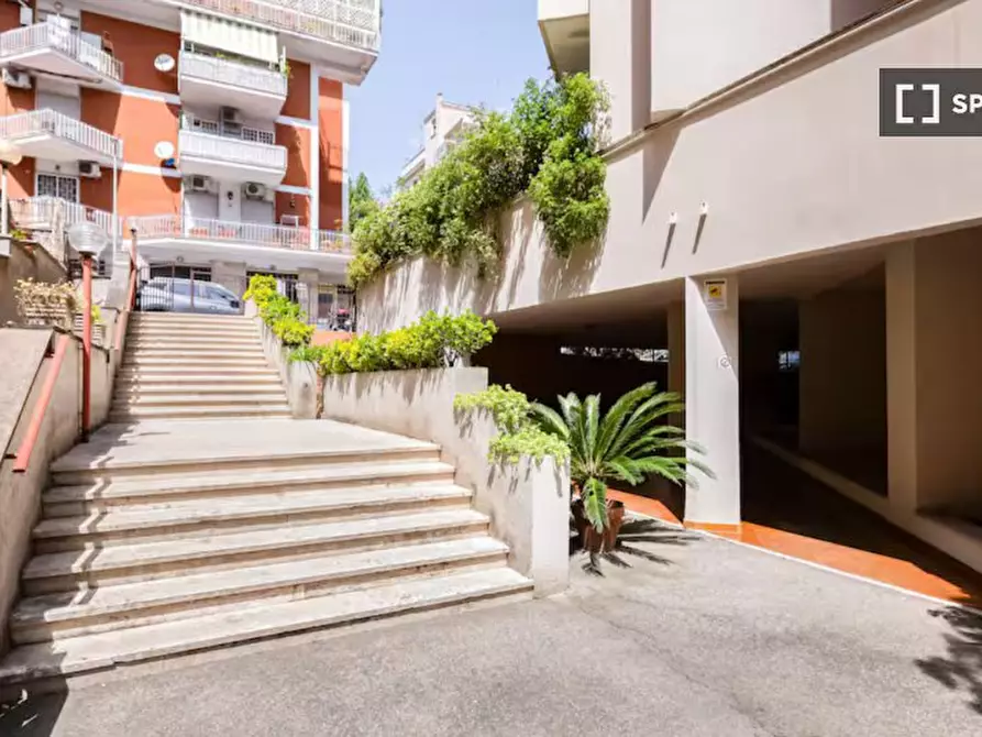 Immagine 15 di Appartamento in affitto  in Via dei Savorelli a Roma