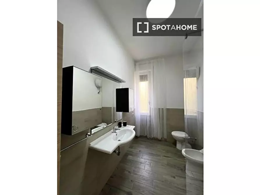 Immagine 17 di Appartamento in affitto  in Via di Santa Maria Mediatrice a Roma