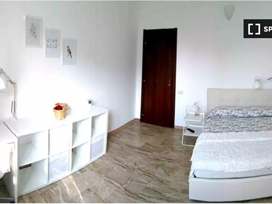 Immagine 5 di Camera condivisa in affitto  in Via Carlo Valvassori Peroni a Milano