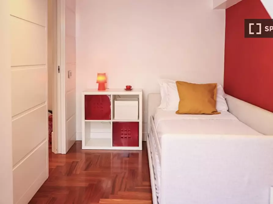 Immagine 7 di Appartamento in affitto  in Via del Parco Margherita a Napoli