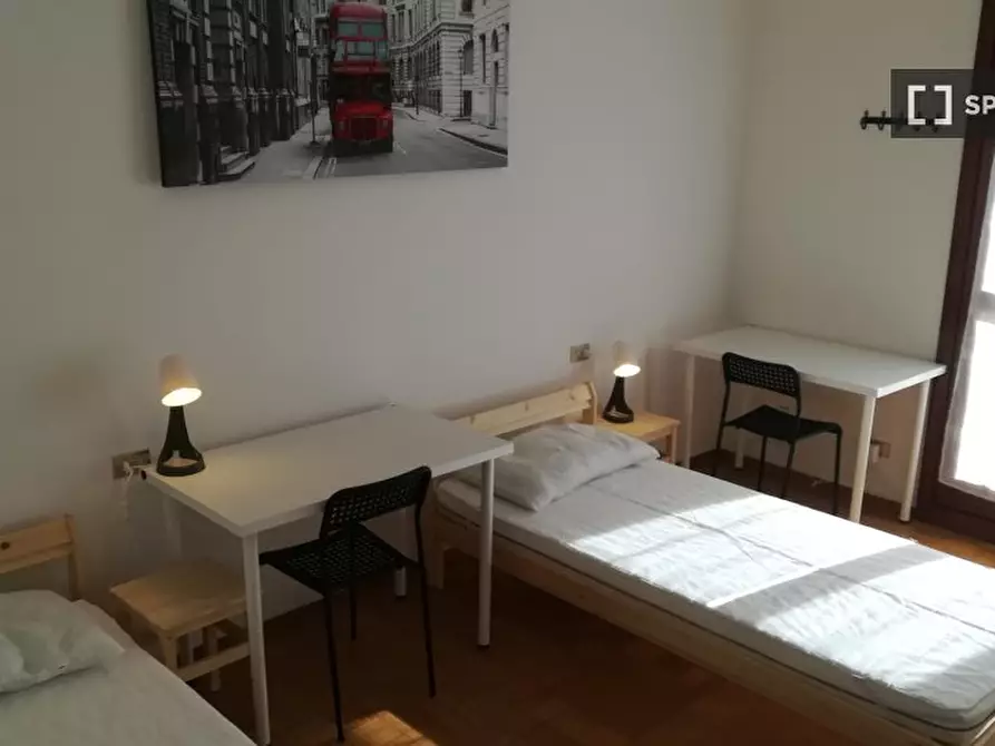 Immagine 6 di Camera condivisa in affitto  in Viale Filippo Meda a Rho