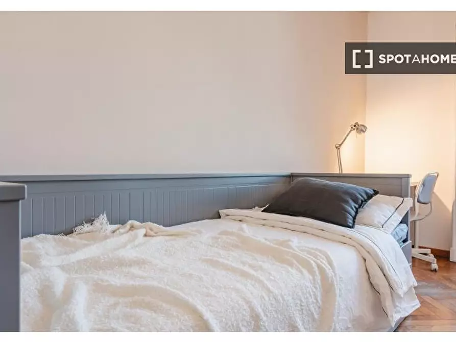 Immagine 2 di Camera condivisa in affitto  in Corso Ventidue Marzo a Milano