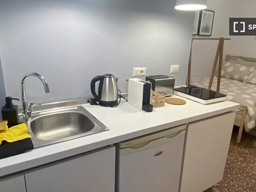 Immagine 5 di Ufficio in affitto  in Via Francesco Martinengo a Milano