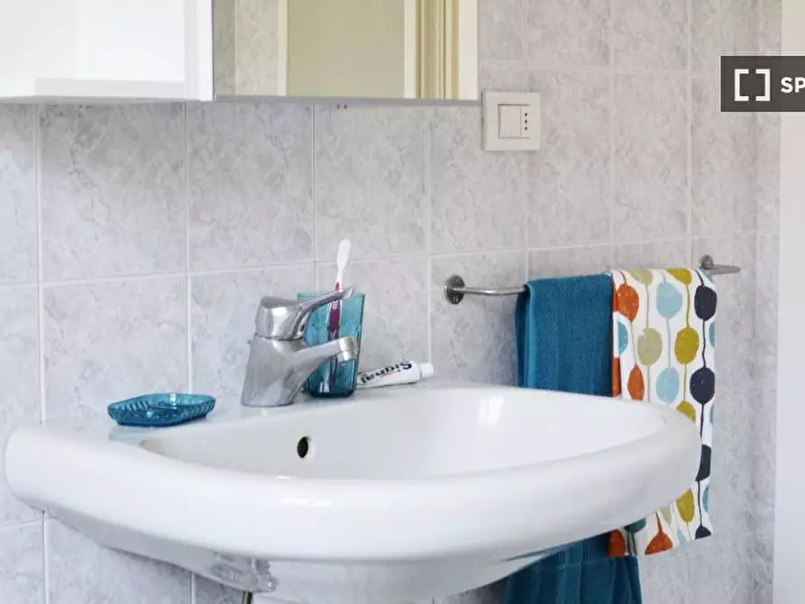 Immagine 8 di Camera condivisa in affitto  in Vasari/2 a Bologna