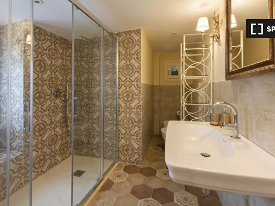 Immagine 15 di Appartamento in affitto  in Via dei Canacci a Firenze