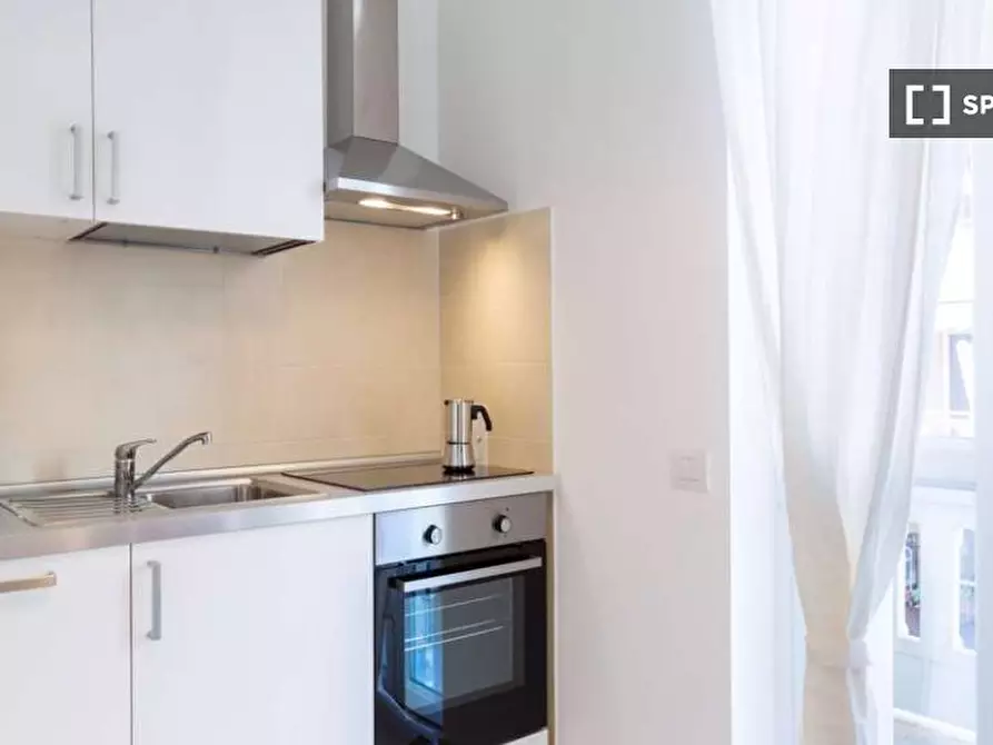 Immagine 14 di Camera condivisa in affitto  in Via Gardone a Milano