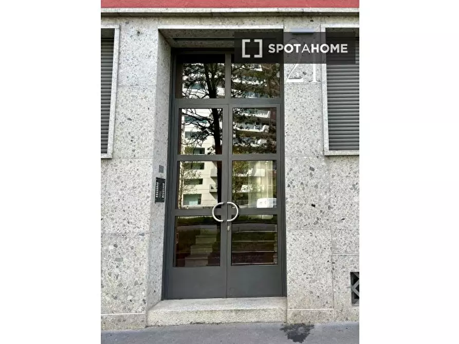 Immagine 13 di Appartamento in affitto  in V.le Berengario a Milano