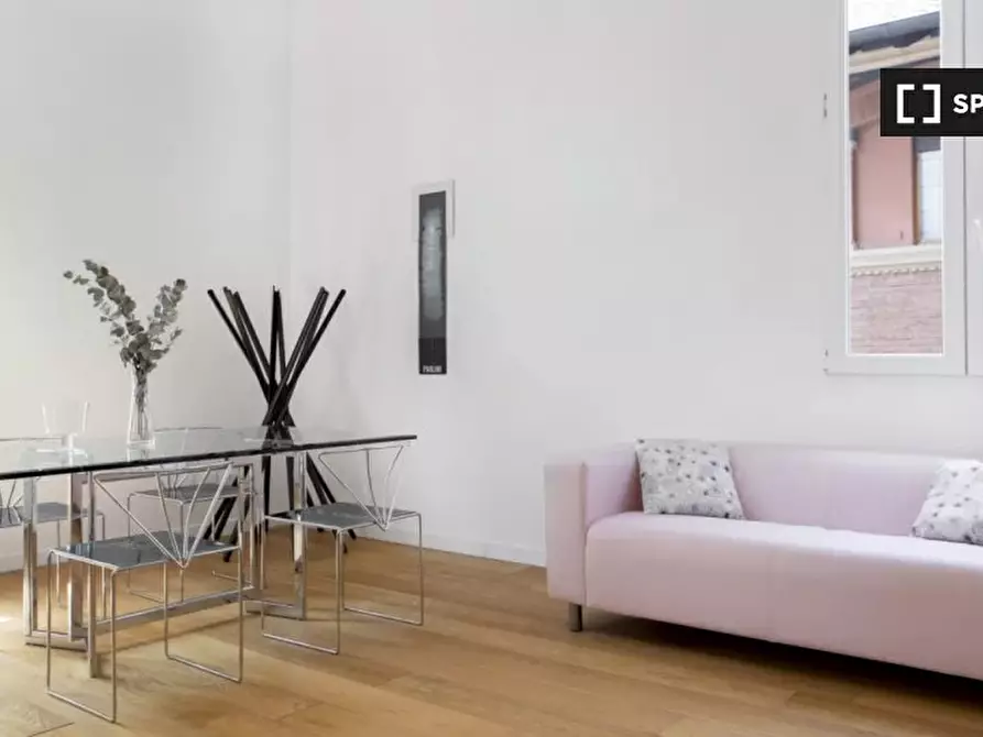 Immagine 2 di Appartamento in affitto  in Via Cesare Battisti a Bologna