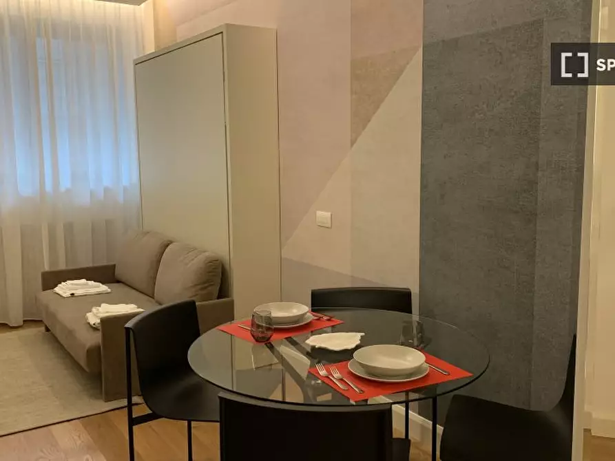 Immagine 1 di Ufficio in affitto  in C.so di Porta Nuova a Milano