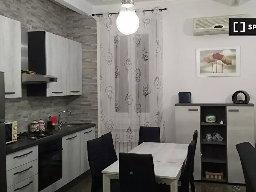 Immagine 13 di Camera condivisa in affitto  in Via Montevideo a Genova