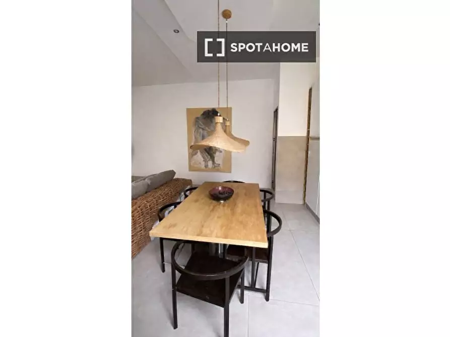 Immagine 18 di Appartamento in affitto  in Via Magnagrecia a Roma
