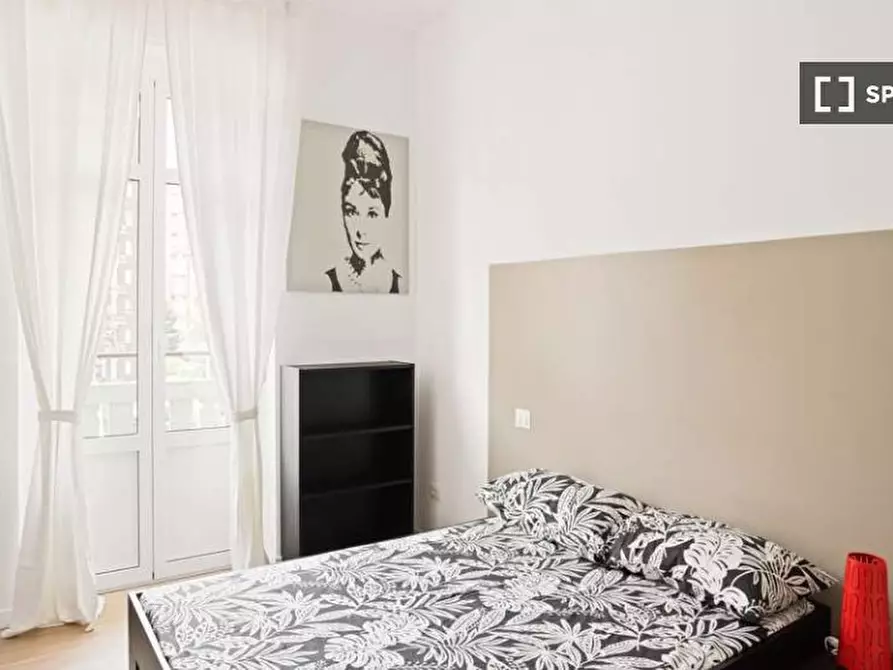 Immagine 15 di Camera condivisa in affitto  in Viale Legioni Romane a Milano