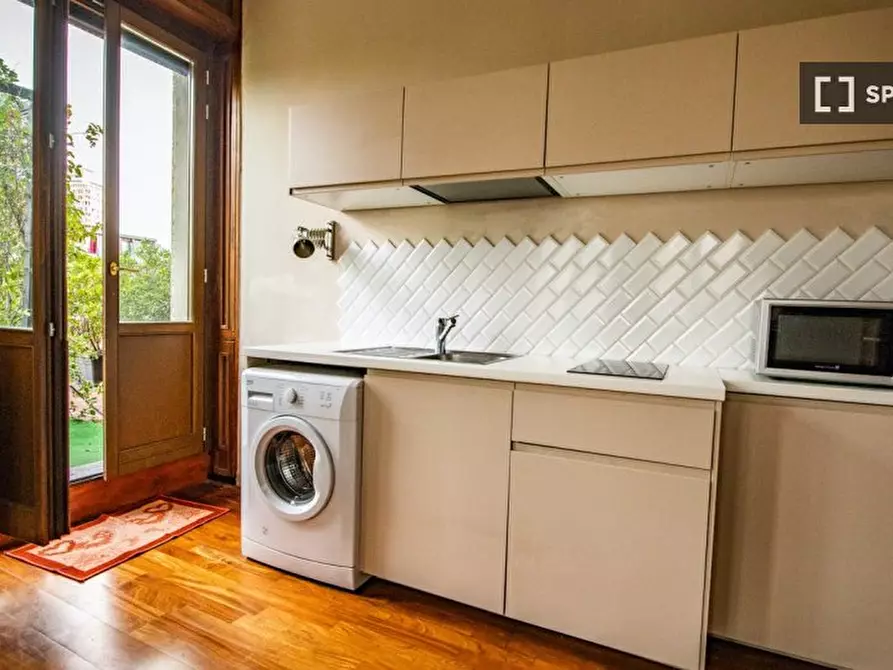 Immagine 6 di Appartamento in affitto  in Via dei Piatti a Milano