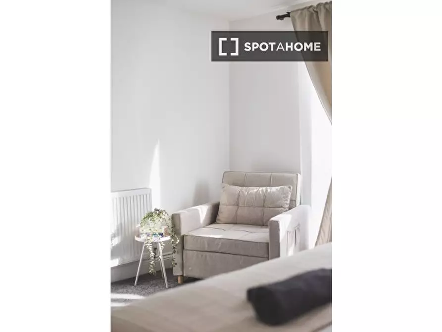 Immagine 6 di Appartamento in affitto  in Hughan Road a Stratford
