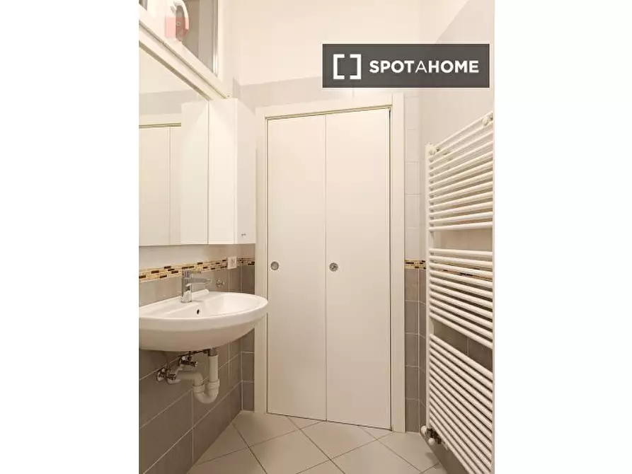 Immagine 17 di Camera condivisa in affitto  in Via Prepositura a Trento