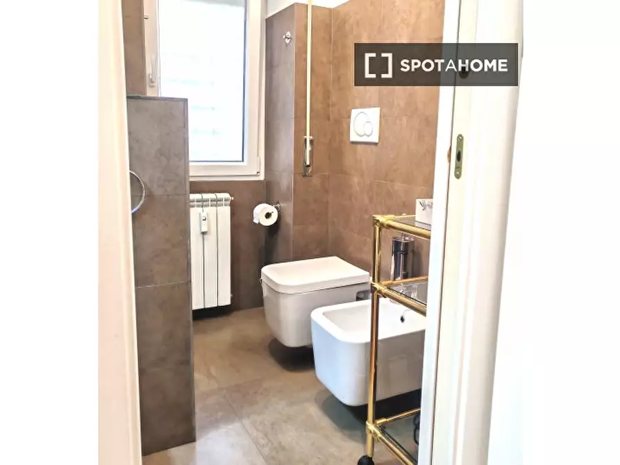 Immagine 15 di Appartamento in affitto  in Viale della Serenissima a Roma