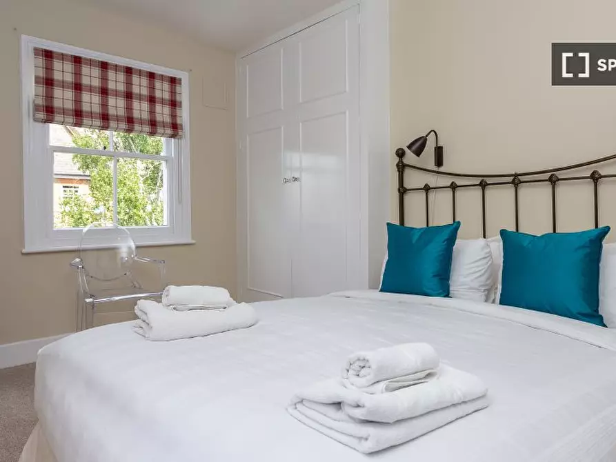 Immagine 3 di Appartamento in affitto  in Heyford Ave a Lambeth