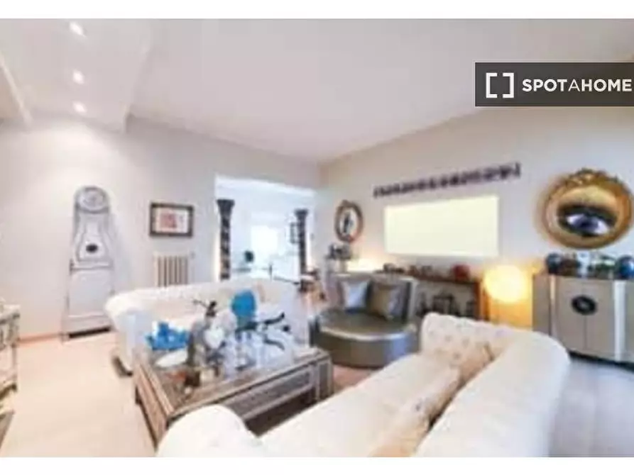 Immagine 19 di Appartamento in affitto  in Via Merulana a Roma