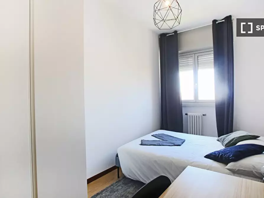 Immagine 4 di Camera condivisa in affitto  in Via Benjamin Constant a Milano