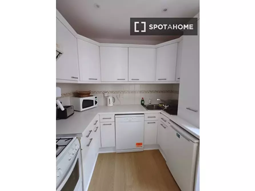 Immagine 9 di Appartamento in affitto  in Lawrence St a Kensington