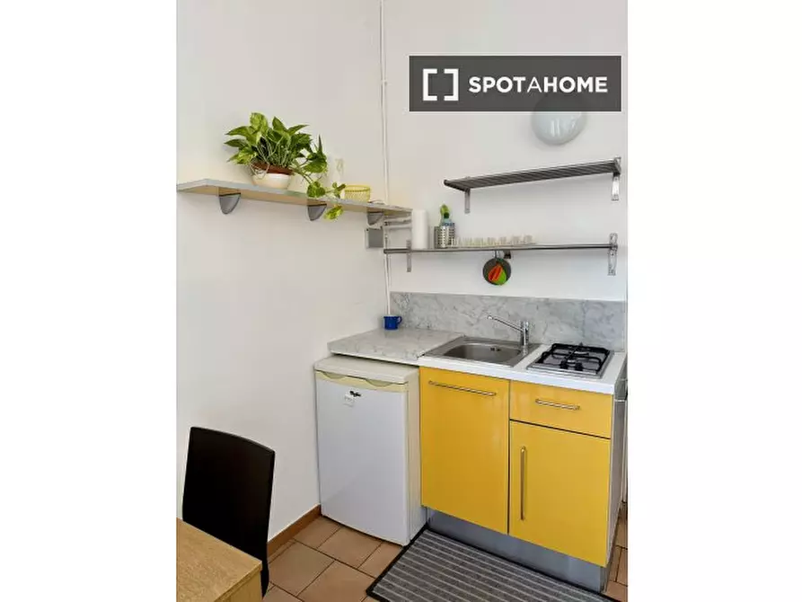 Immagine 6 di Ufficio in affitto  in Via Sebino a Milano